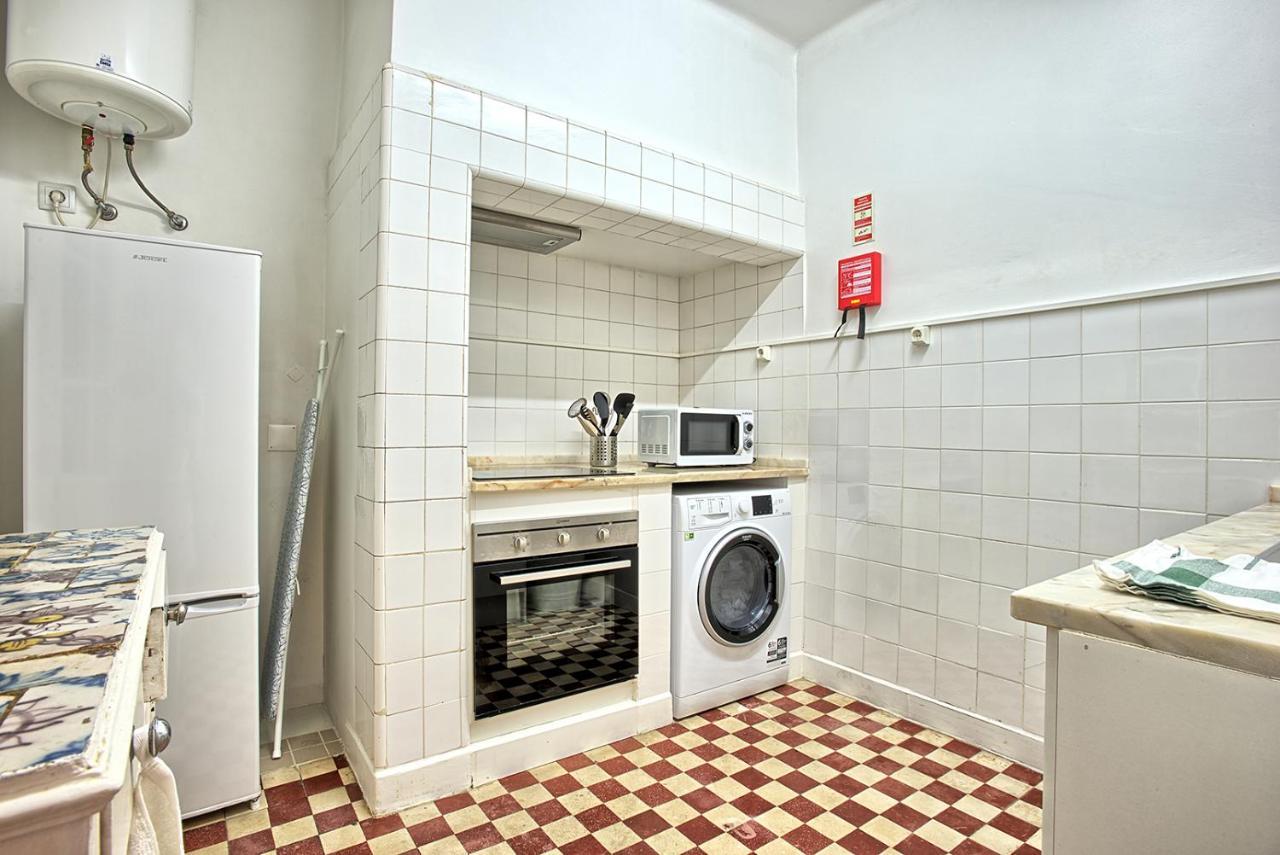Portas Da Se Apartments Лиссабон Экстерьер фото